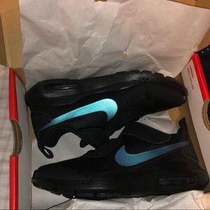 Nike Air Max Oketo size 12
